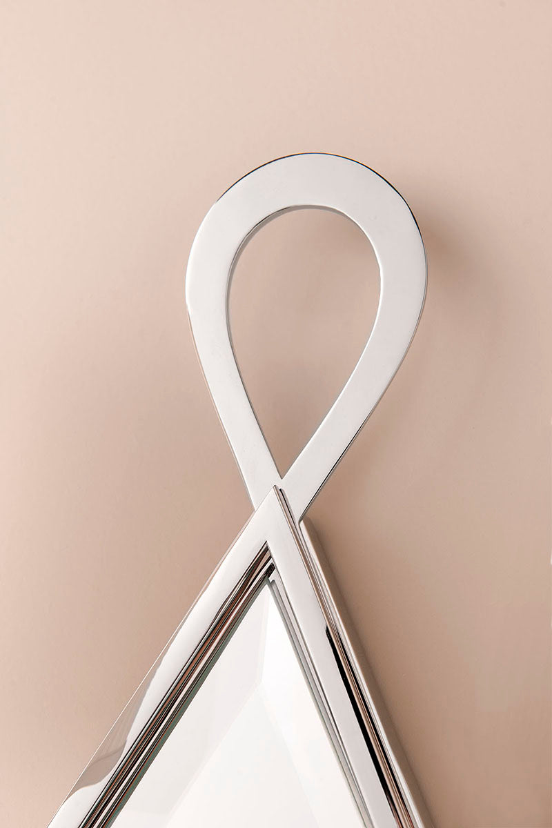 Detail of Cambria 702-PN polished ribbon loop and beveled mirror