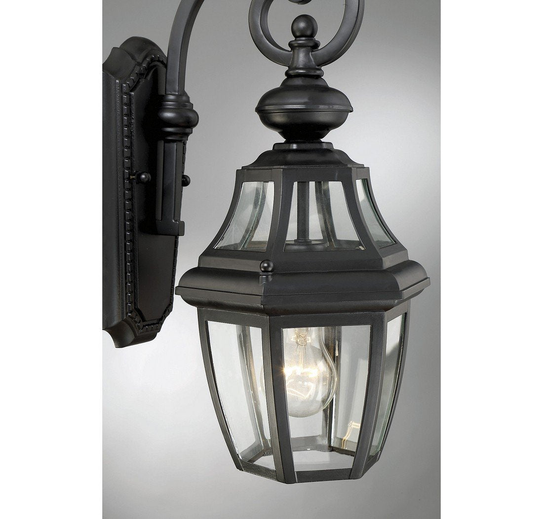 Closer view of the Endorado lantern's lower clear-glass enclosure and bulb